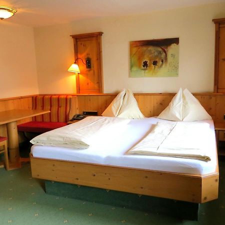 קירשברג אין טירול Hotel Roesslwirt מראה חיצוני תמונה